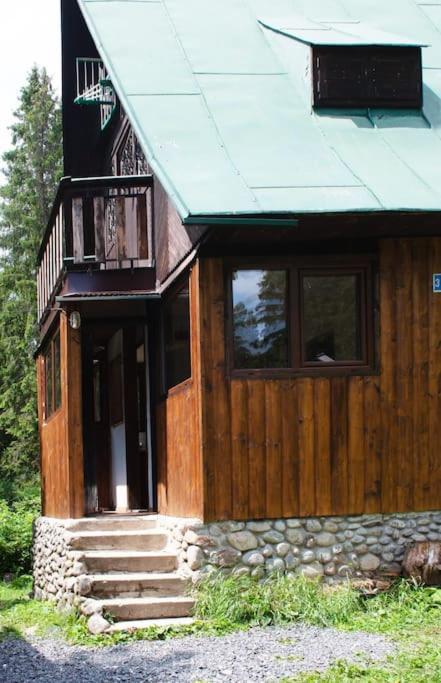 גולובינקה Enchanted Forest Chalet מראה חיצוני תמונה